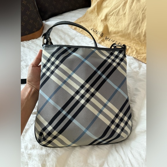 EUC!Burberry blue label shoulder/crossbody bag! Great condition! - Picture 12 of 15